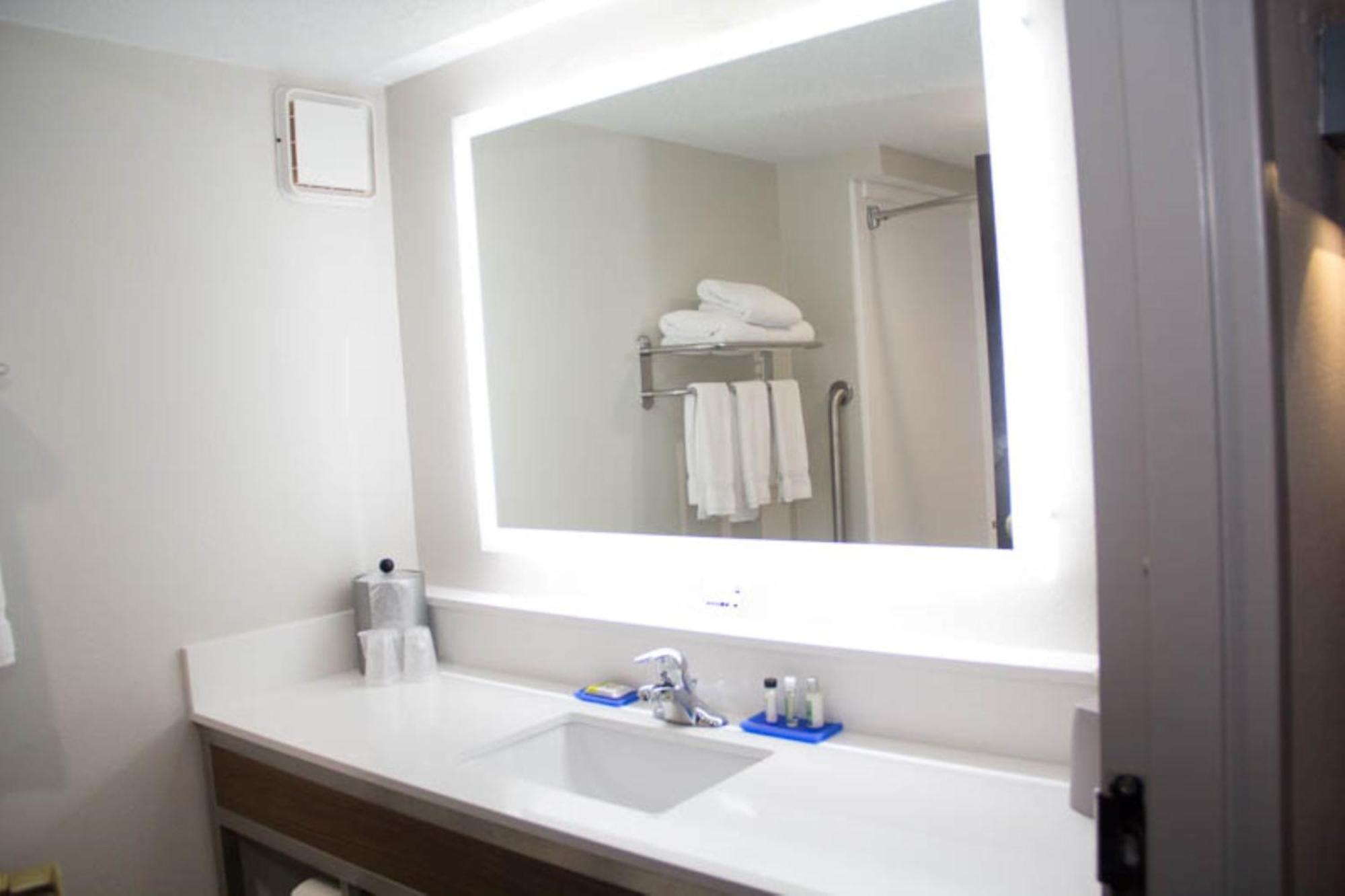 Holiday Inn Express & Suites Kings Mountain - Shelby Area By Ihg Kültér fotó